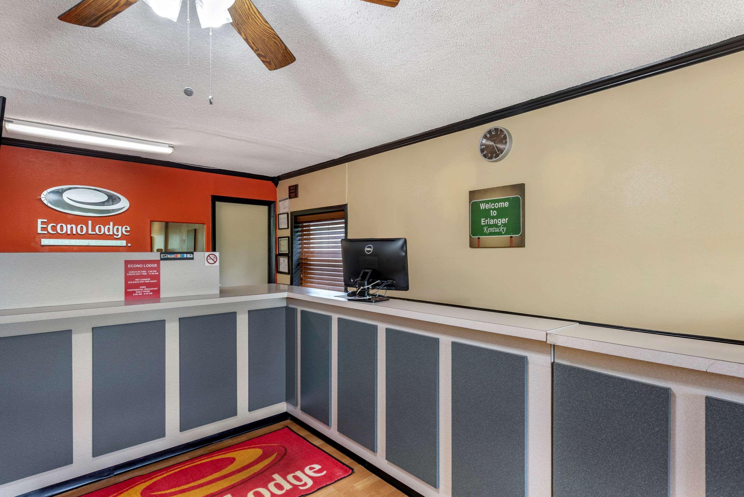 Econo Lodge Erlanger - Cincinnati Airport Bagian luar foto