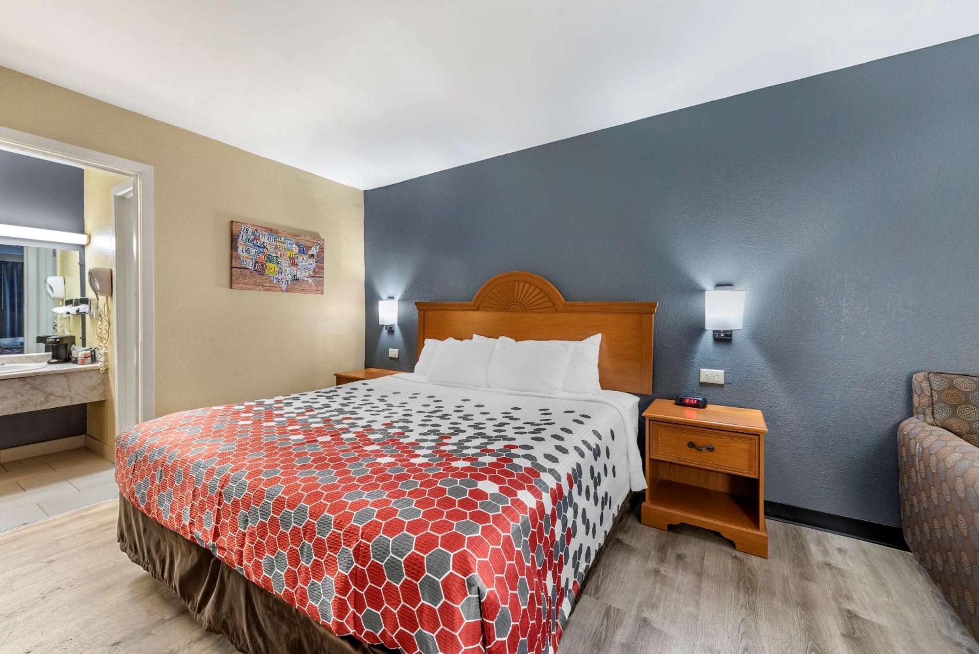 Econo Lodge Erlanger - Cincinnati Airport Bagian luar foto