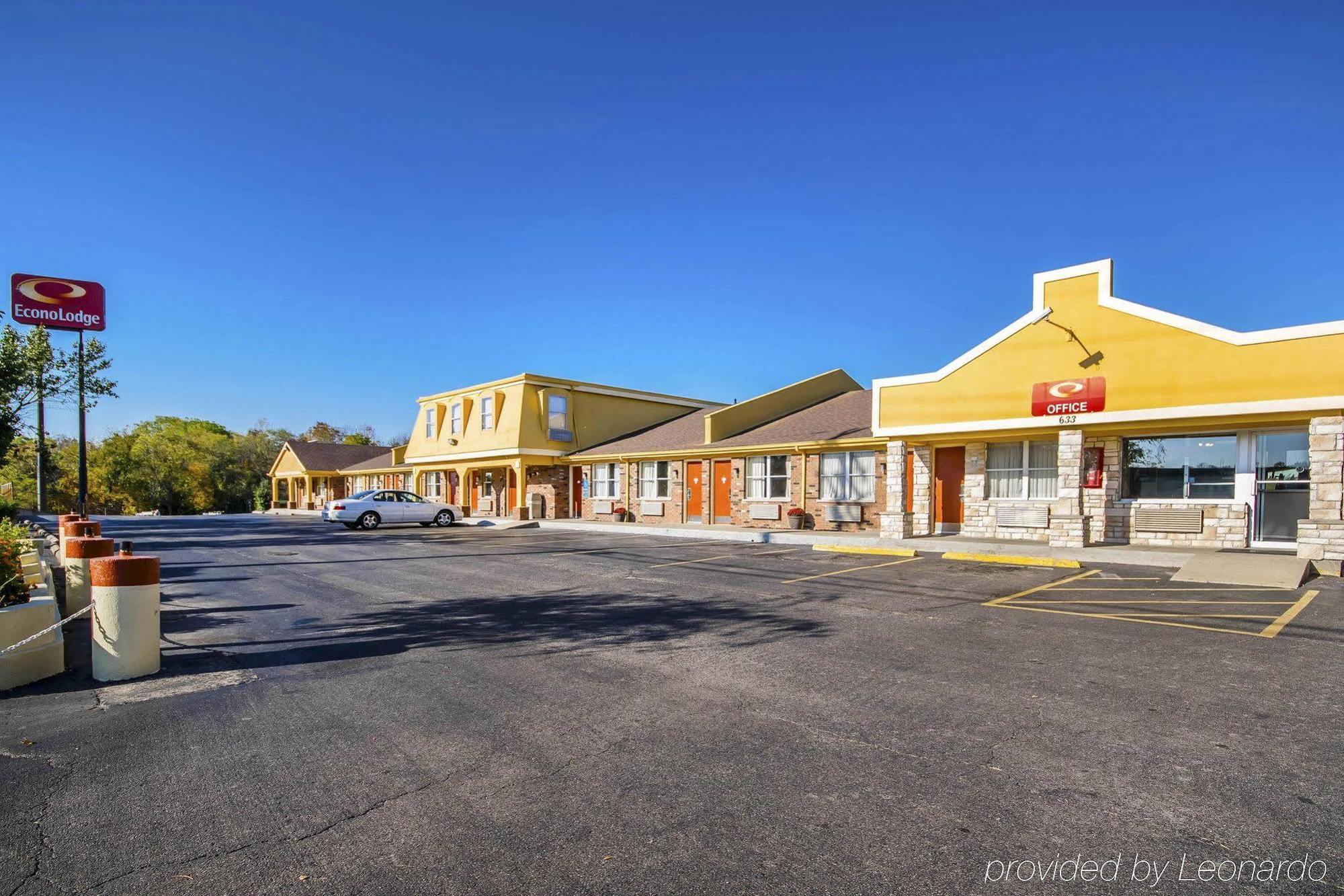 Econo Lodge Erlanger - Cincinnati Airport Bagian luar foto