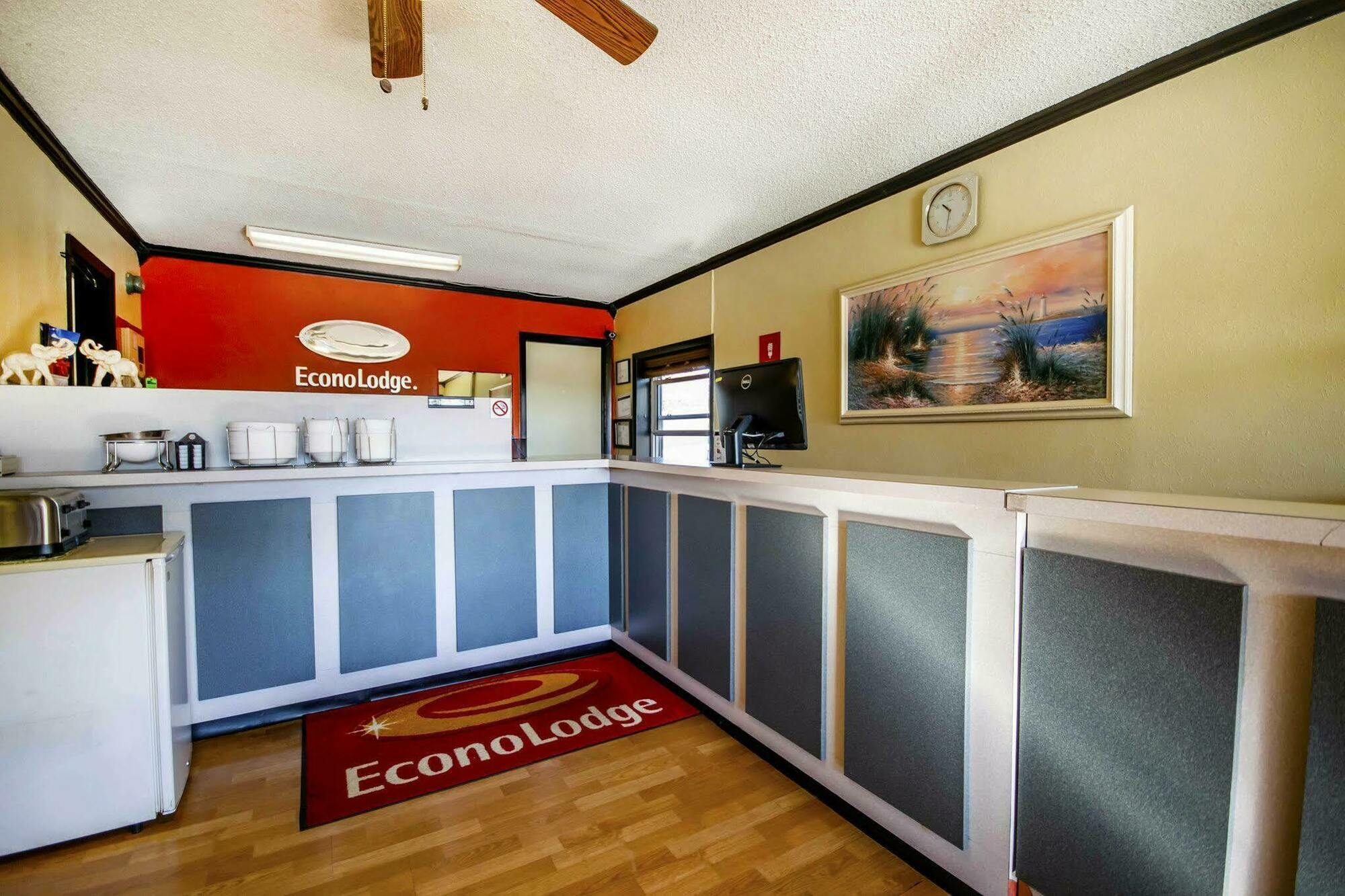 Econo Lodge Erlanger - Cincinnati Airport Bagian luar foto